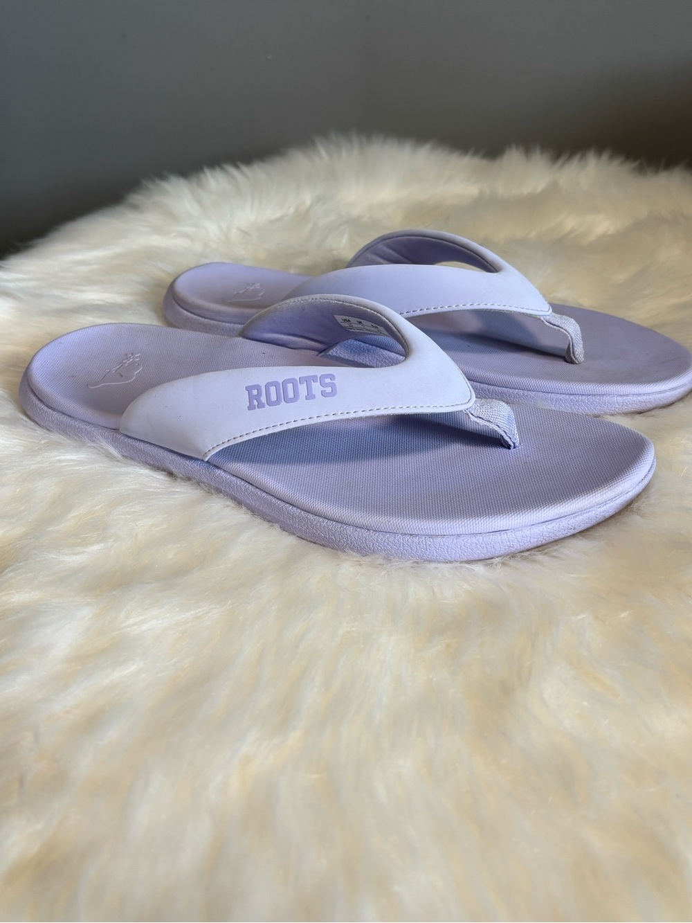Roots Lavender Purple Flip Flop Sandals